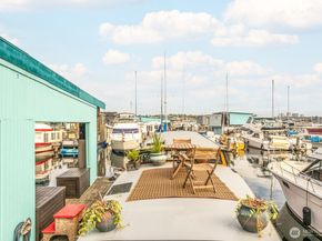 2550 Westlake Avenue N 01117, Seattle WA 98109