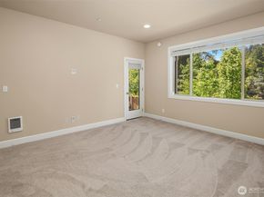 20021 94th Avenue NE 45, Bothell WA 98011