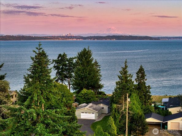 12520 NE Marine View Drive, Kingston WA 98346