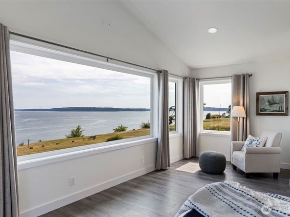 12520 NE Marine View Drive, Kingston WA 98346