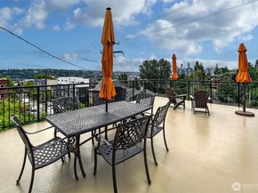 1902 Bigelow Avenue N 301, Seattle WA 98109