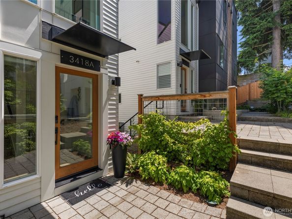 3418 A 23rd Avenue W, Seattle WA 98199