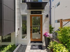 3418 A 23rd Avenue W, Seattle WA 98199