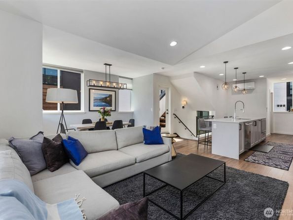 3418 A 23rd Avenue W, Seattle WA 98199