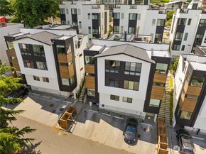 3418 A 23rd Avenue W, Seattle WA 98199