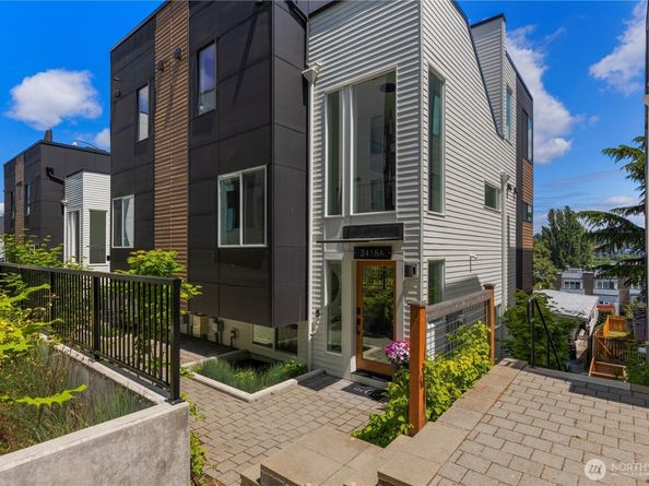 3418 A 23rd Avenue W, Seattle WA 98199
