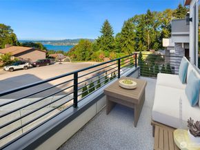11838 79th Avenue S, Seattle WA 98178
