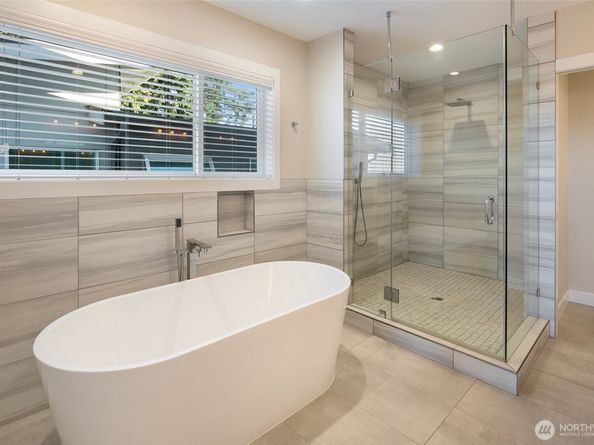 11838 79th Avenue S, Seattle WA 98178