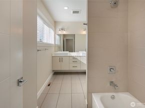 11838 79th Avenue S, Seattle WA 98178