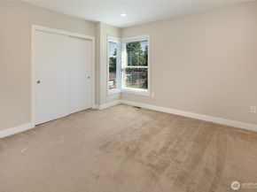 11838 79th Avenue S, Seattle WA 98178