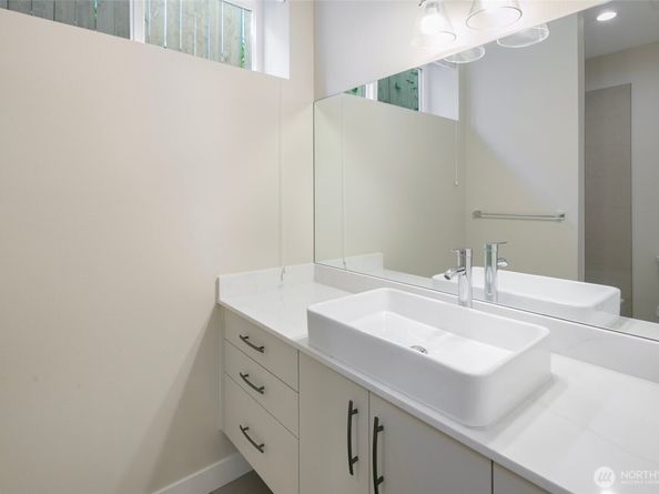 11838 79th Avenue S, Seattle WA 98178