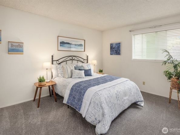 9710 5th Avenue NE 503, Seattle WA 98115