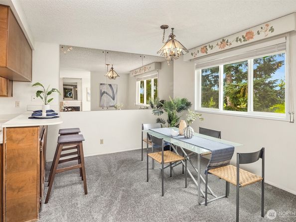 9710 5th Avenue NE 503, Seattle WA 98115