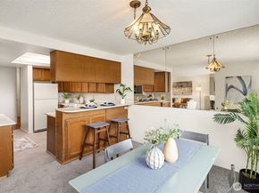 9710 5th Avenue NE 503, Seattle WA 98115