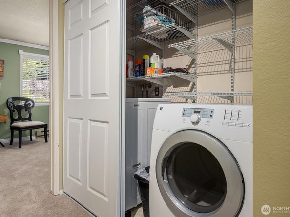 15600 116th Avenue NE E4, Bothell WA 98011