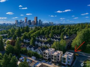 11888 SE 5th Street, Bellevue WA 98005
