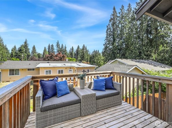 31 157th Lane SE, Bothell WA 98012