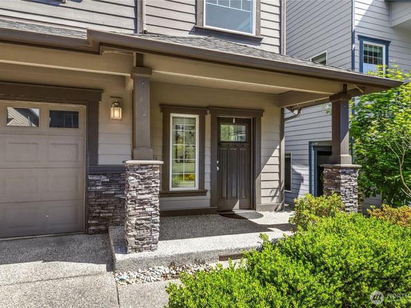 31 157th Lane SE, Bothell WA 98012