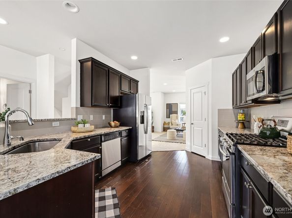 31 157th Lane SE, Bothell WA 98012