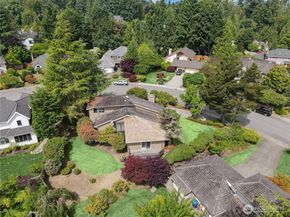 16901 SE 45th Street, Bellevue WA 98006