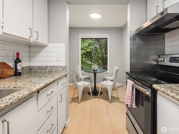 12023 100th Avenue NE C4, Kirkland WA 98034