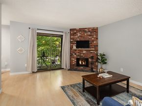 12023 100th Avenue NE C4, Kirkland WA 98034