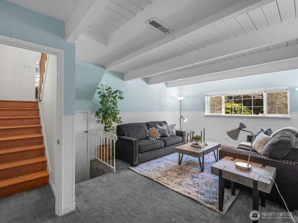 17829 NE 93rd Place, Bothell WA 98011