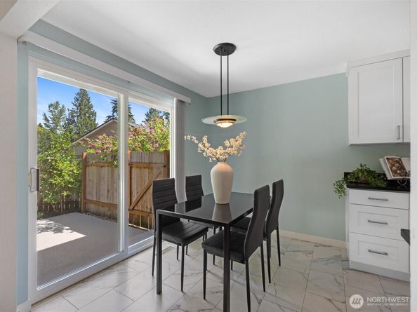 17829 NE 93rd Place, Bothell WA 98011