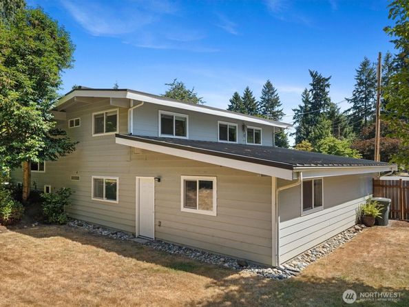 17829 NE 93rd Place, Bothell WA 98011
