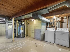 17829 NE 93rd Place, Bothell WA 98011