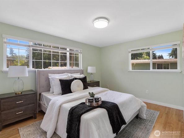 17829 NE 93rd Place, Bothell WA 98011