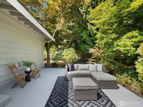 17829 NE 93rd Place, Bothell WA 98011