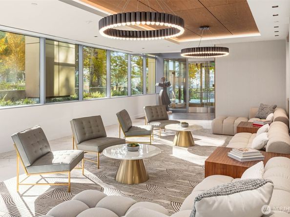 800 Columbia Street 301, Seattle WA 98104