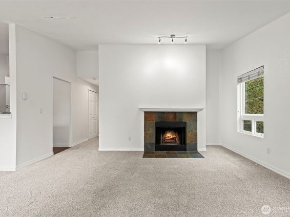 1780 W Sunn Fjord Lane E301, Bremerton WA 98312