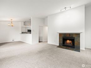 1780 W Sunn Fjord Lane E301, Bremerton WA 98312