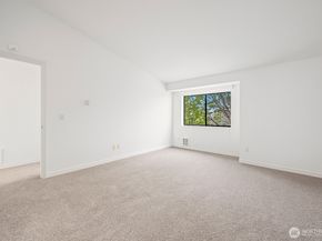 1780 W Sunn Fjord Lane E301, Bremerton WA 98312