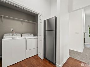 1780 W Sunn Fjord Lane E301, Bremerton WA 98312