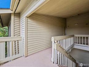 1780 W Sunn Fjord Lane E301, Bremerton WA 98312