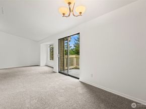 1780 W Sunn Fjord Lane E301, Bremerton WA 98312