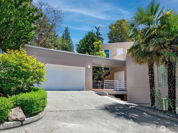 11115 NE 95th Street