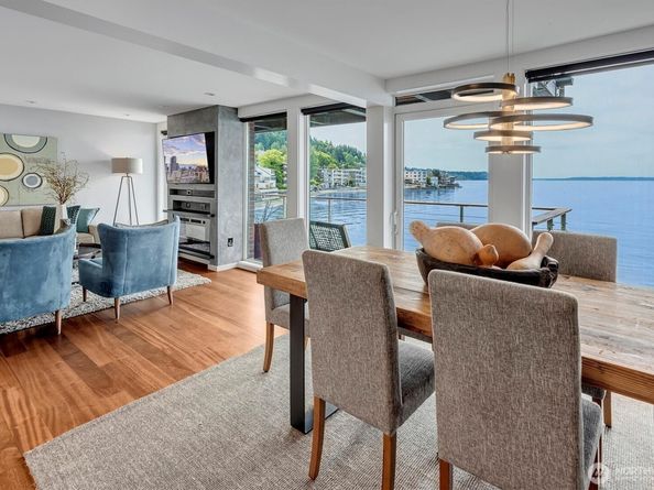 3717 Beach Drive SW 207, Seattle WA 98116