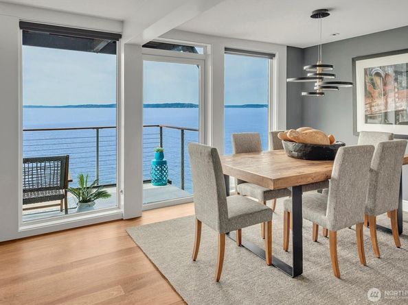 3717 Beach Drive SW 207, Seattle WA 98116