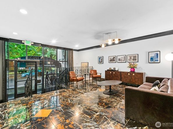 1105 Spring Street 407, Seattle WA 98104