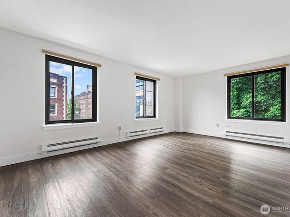 1105 Spring Street 407, Seattle WA 98104