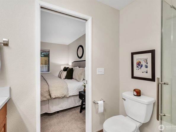 9009 Avondale Road NE D107, Redmond WA 98052