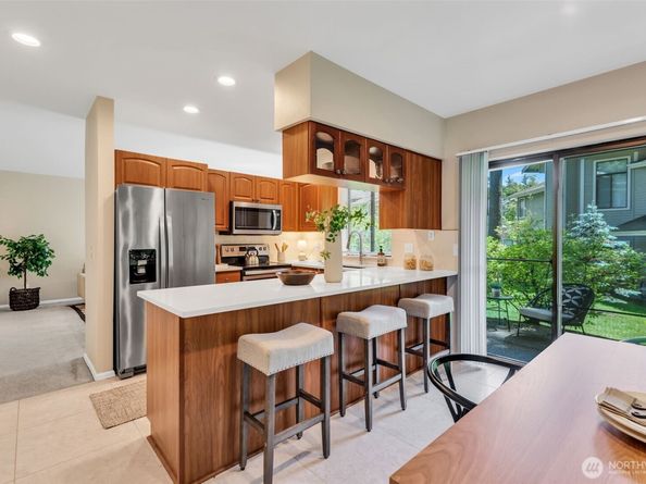 9009 Avondale Road NE D107, Redmond WA 98052