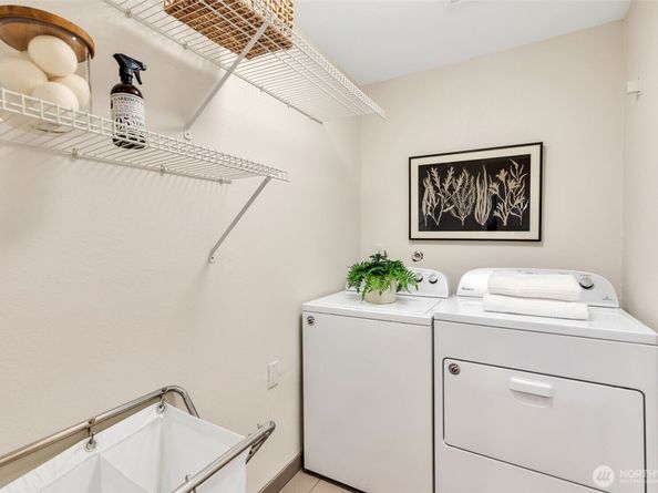 9009 Avondale Road NE D107, Redmond WA 98052