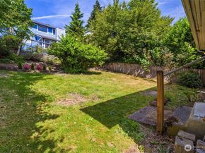 401 23rd Avenue E, Seattle WA 98112