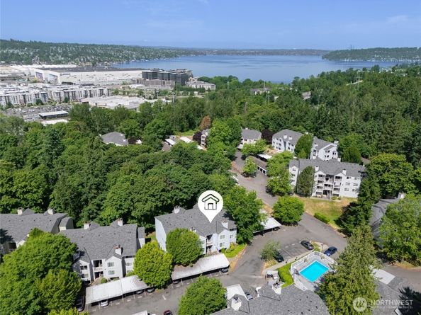 975 Aberdeen Avenue NE G203, Renton WA 98056