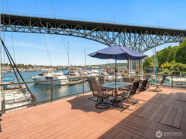 2900 Westlake Avenue N, Seattle WA 98109